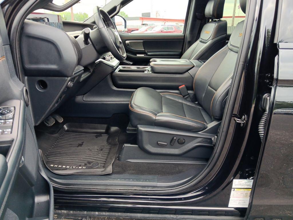 صورة مصغرة 31 لـ 2025 FORD EXPEDITION TREMOR
