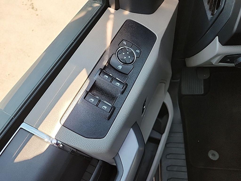 2022 FORD F-250 XLT 缩略图 25