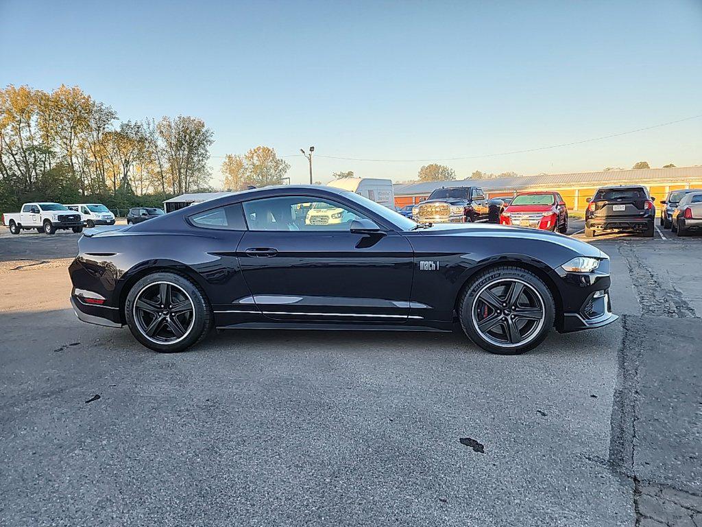 2022 FORD MUSTANG MACH 1 FASTBACK 照片 4