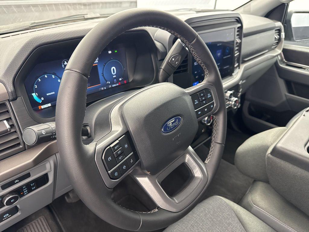 FORD F-150 XLT - 9