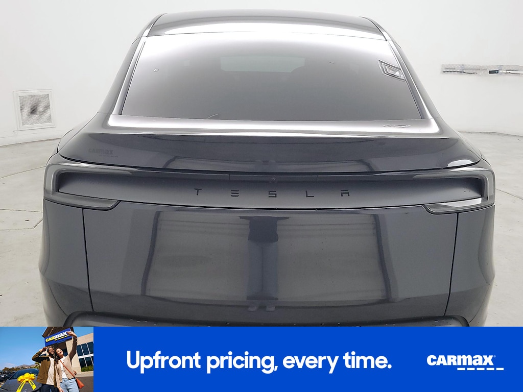 TESLA MODEL Y LONG RANGE - 7