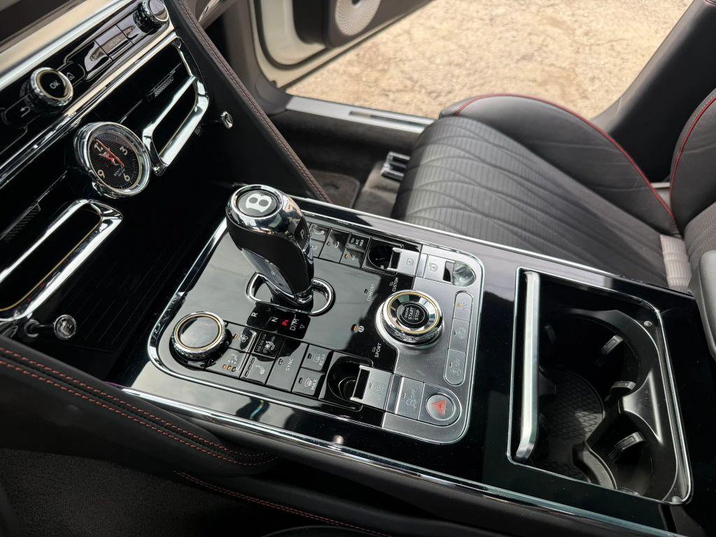 صورة مصغرة 61 لـ 2021 Bentley FLYING SPUR W12