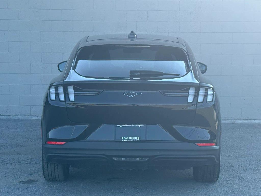 2025 FORD MUSTANG MACH-E PREMIUM — фото 6
