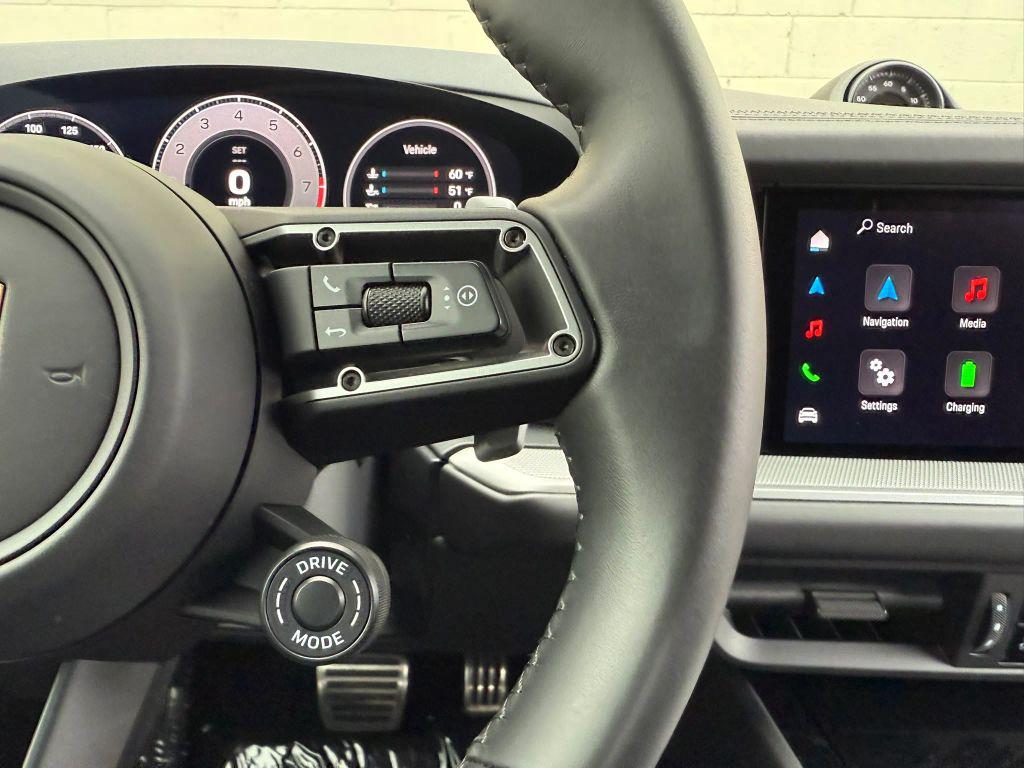 صورة مصغرة 57 لـ 2024 Porsche CAYENNE CAYENNE TURBO E-HYBRID