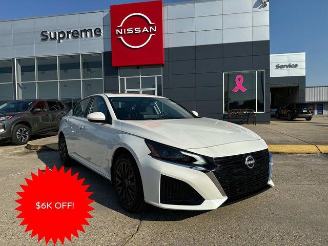 New 2025 Nissan Altima SV