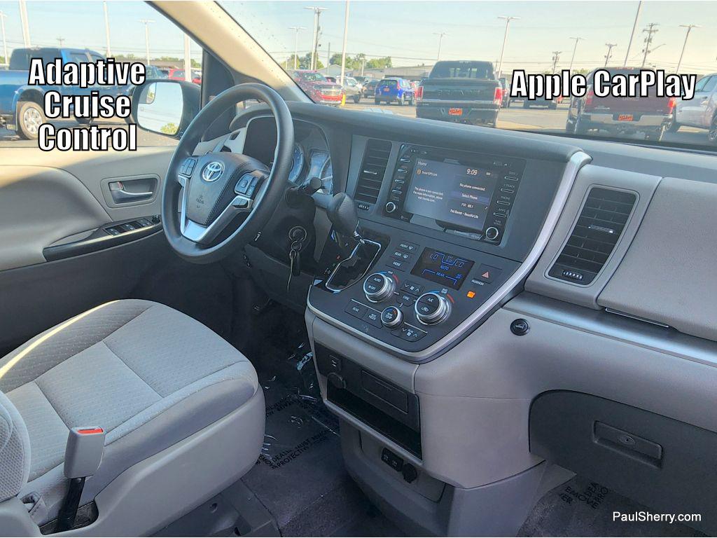 صورة 4 لـ 2020 Toyota SIENNA LE