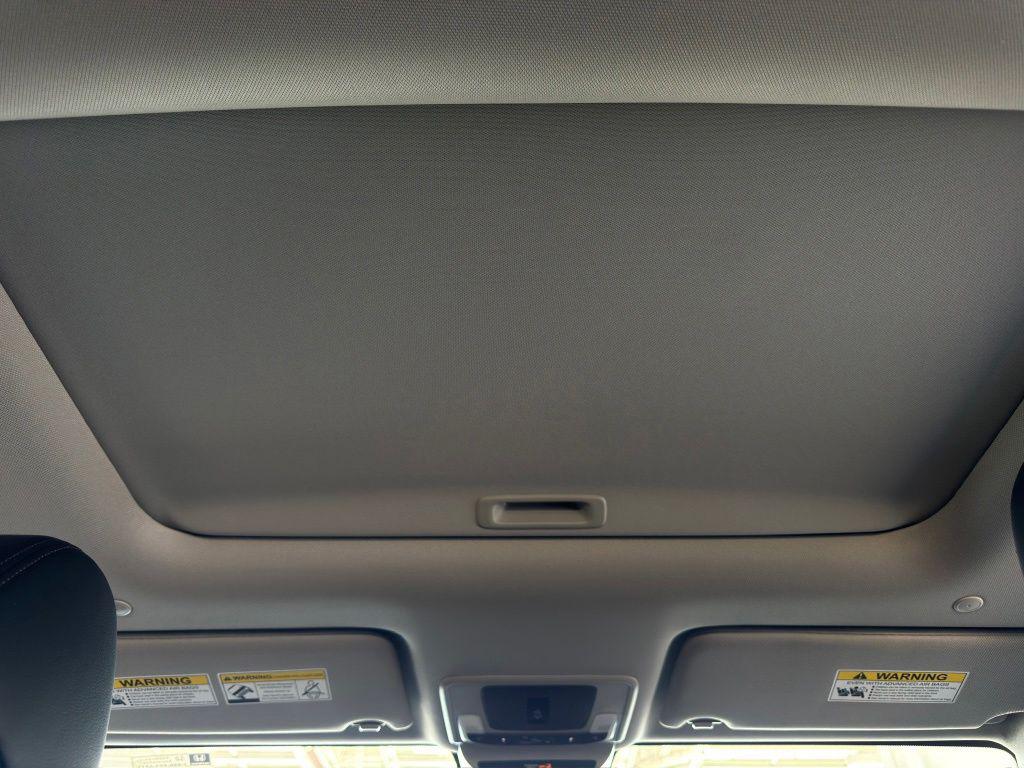 صورة 4 لـ 2027 Honda HR-V EX-L