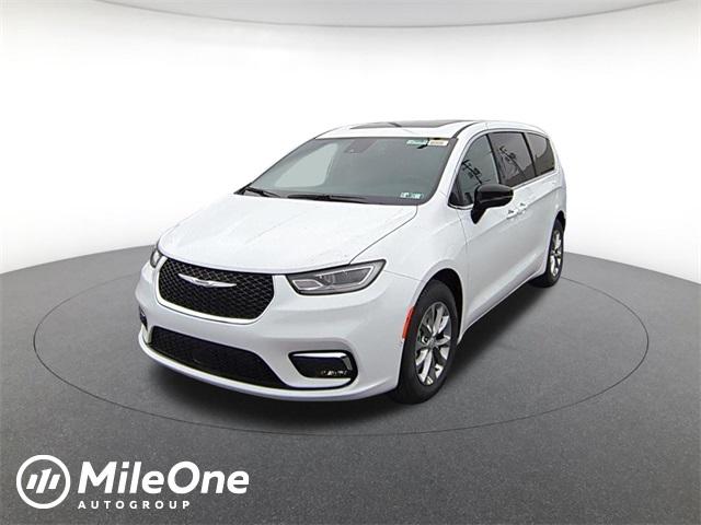 New 2026 Chrysler Pacifica Limited