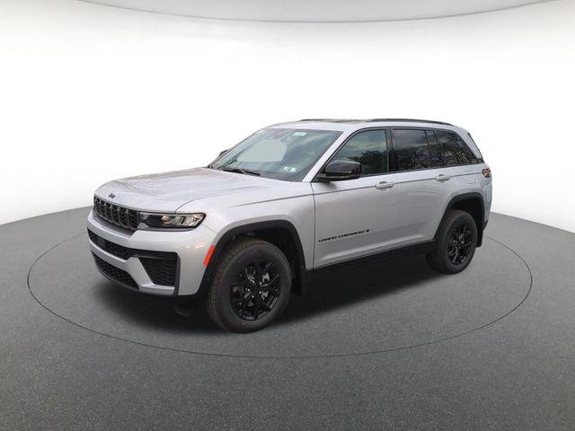 New 2026 Jeep Grand Cherokee Laredo