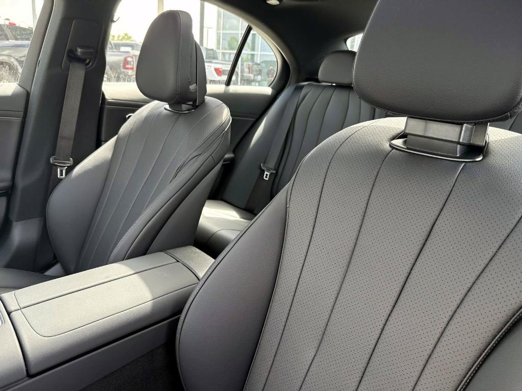 2026 Mercedes-BENZ E-CLASS 缩略图 21