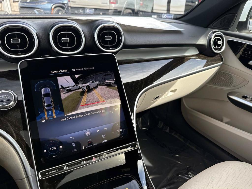 2026 Mercedes-BENZ C-CLASS — миниатюра 25