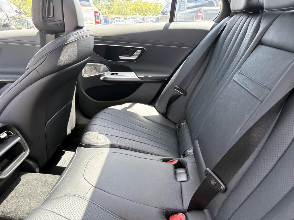 صورة مصغرة 13 لـ 2026 Mercedes-BENZ E-CLASS