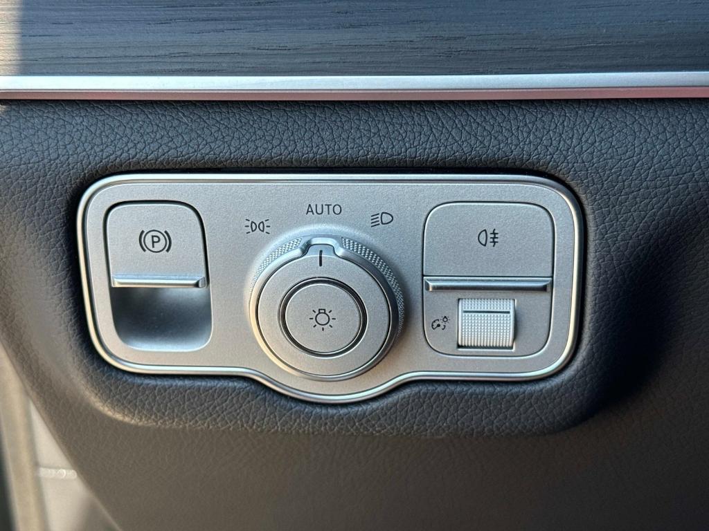 2025 Mercedes-BENZ GLE 缩略图 33