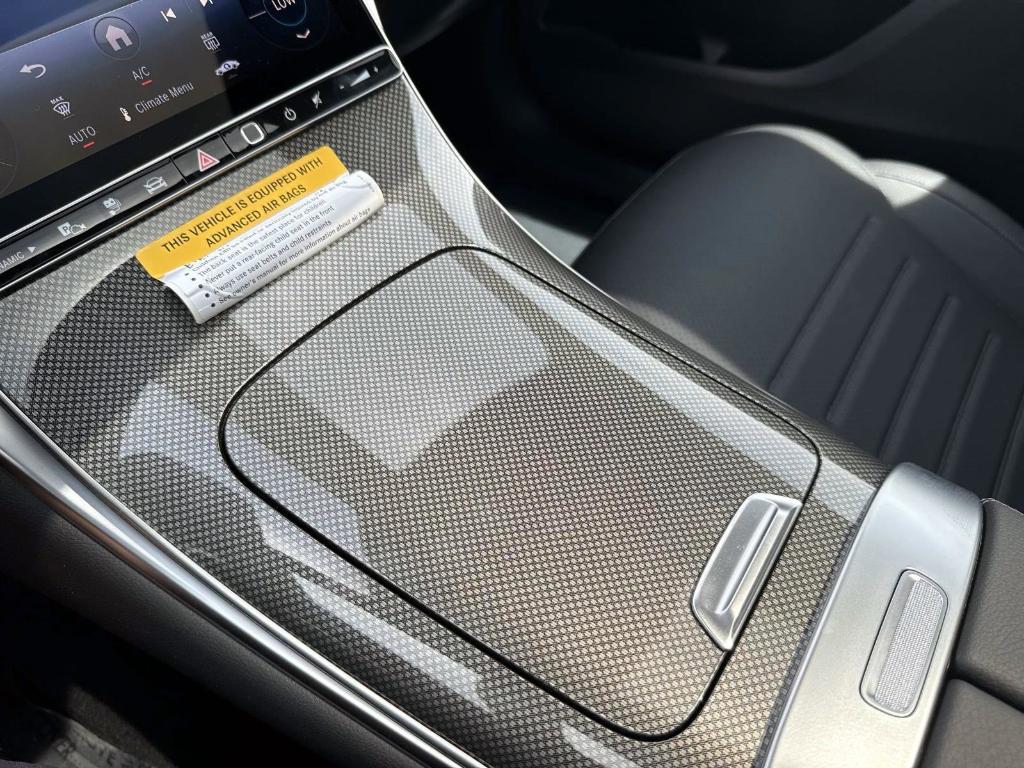 2026 Mercedes-BENZ GLC — миниатюра 27