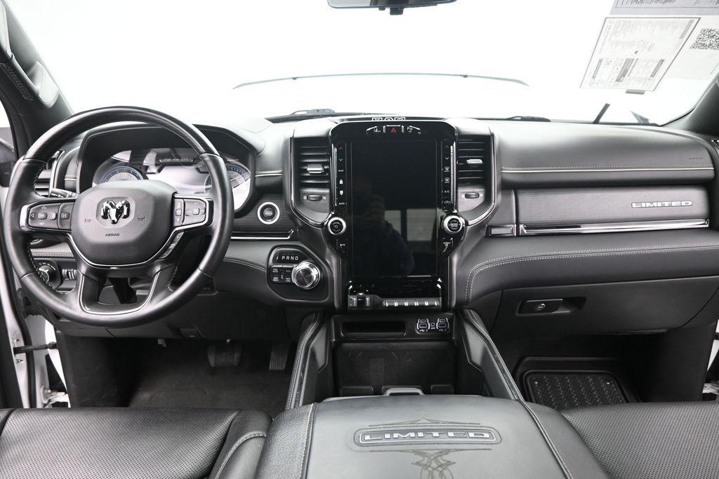 صورة مصغرة 23 لـ 2022 RAM 1500 LIMITED