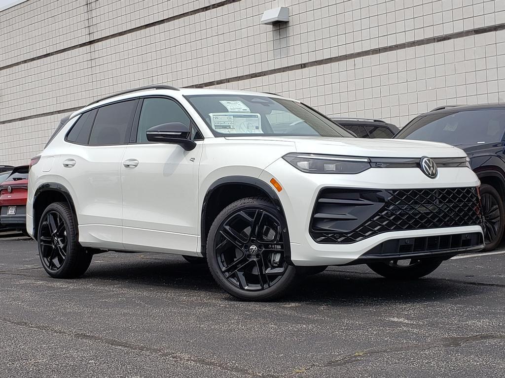 New 2026 Volkswagen Tiguan 2.0T SE R-Line Black 4MOTION
