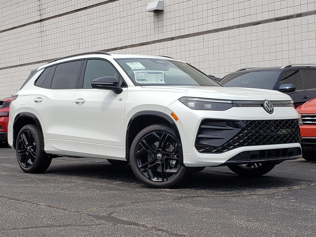 New 2026 Volkswagen Tiguan 2.0T SE R-Line Black 4MOTION