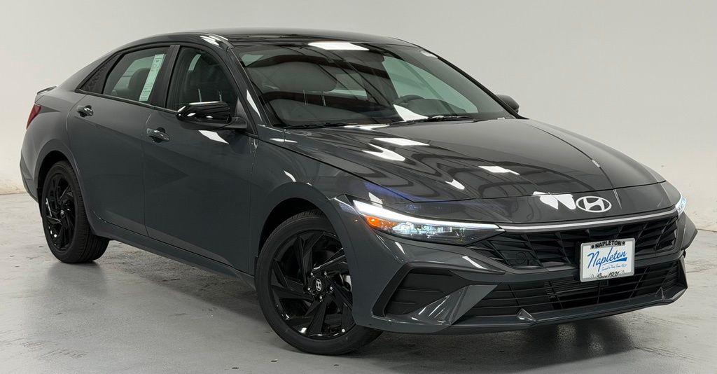 New 2026 Hyundai ELANTRA SEL Sport