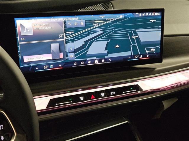 صورة مصغرة 12 لـ 2026 BMW I7 EDRIVE50