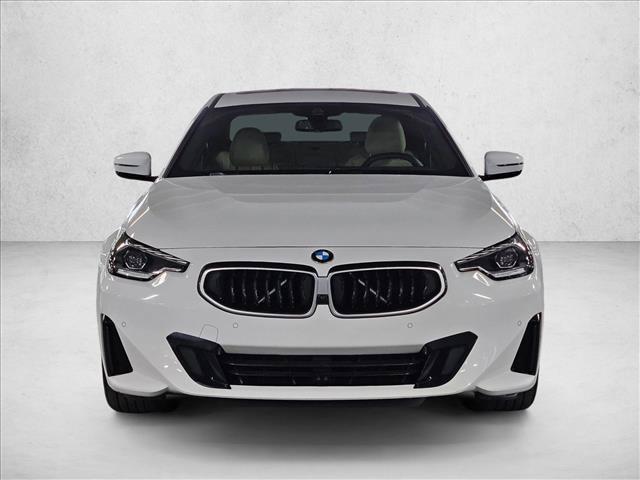 2025 BMW 230 I 照片 2
