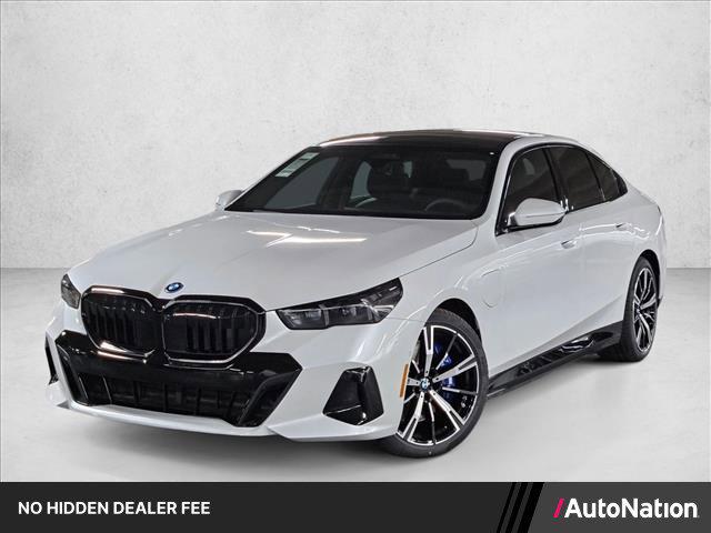 New 2026 BMW 550e xDrive