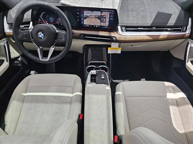 صورة مصغرة 15 لـ 2026 BMW X1 XDRIVE28I