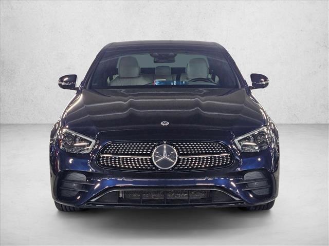 MERCEDES-BENZ E-CLASS - 2