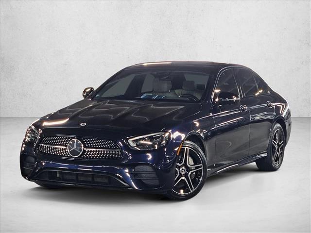 MERCEDES-BENZ E-CLASS - 1