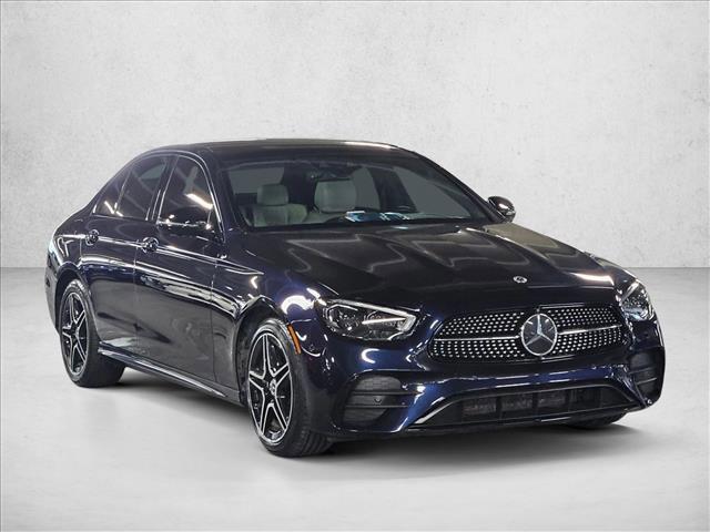 MERCEDES-BENZ E-CLASS - 3