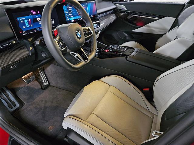 2026 BMW M5 BASE 照片 9