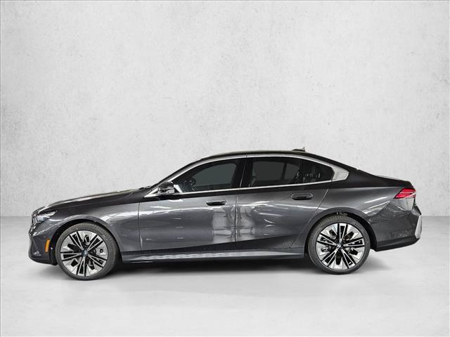 2026 BMW 530 530I — фото 8