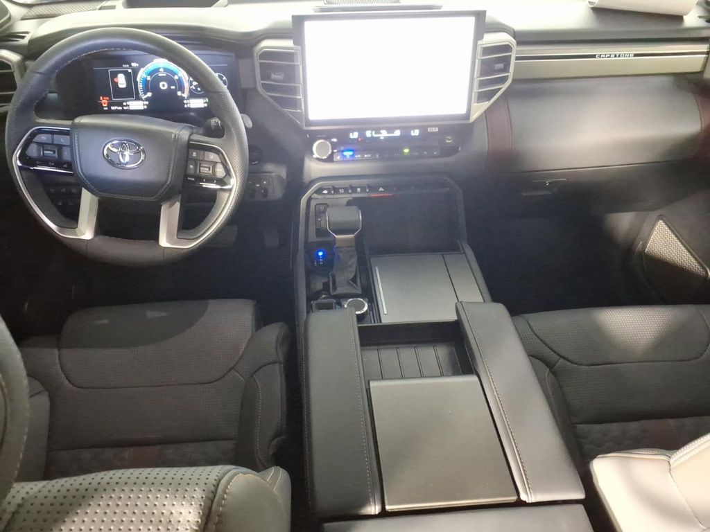 2026 Toyota SEQUOIA CAPSTONE — миниатюра 16