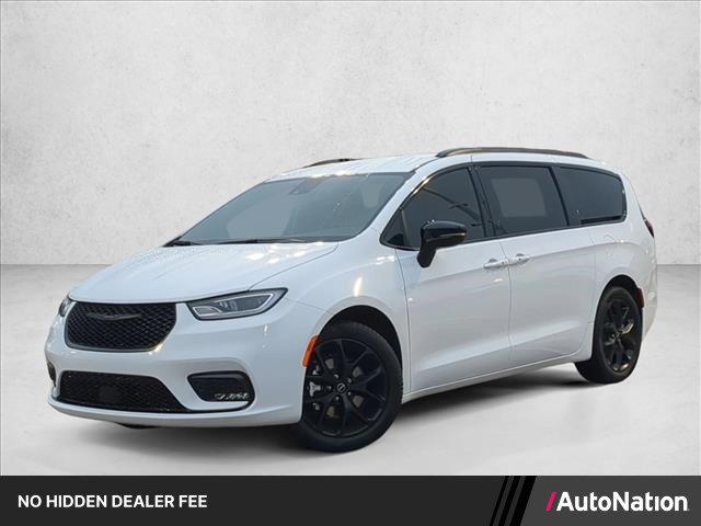 New 2026 Chrysler Pacifica L