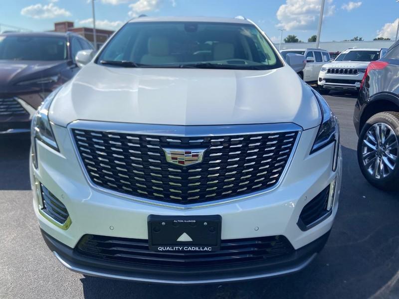 2023 Cadillac XT5 PREMIUM LUXURY photo 2