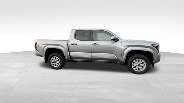 صورة 8 لـ 2025 Toyota TACOMA SR5