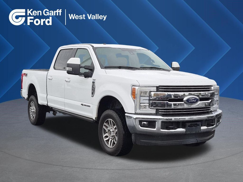 2017 Ford F-350 Super Duty Lariat