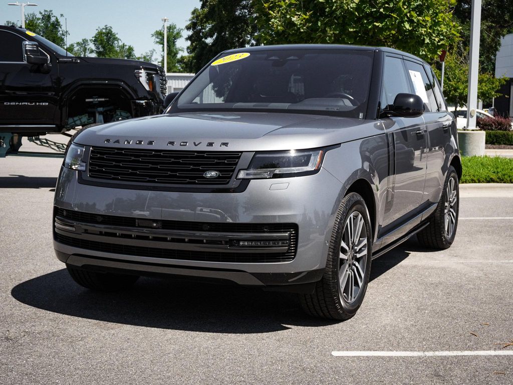 صورة 5 لـ 2023 LAND ROVER RANGE ROVER SE