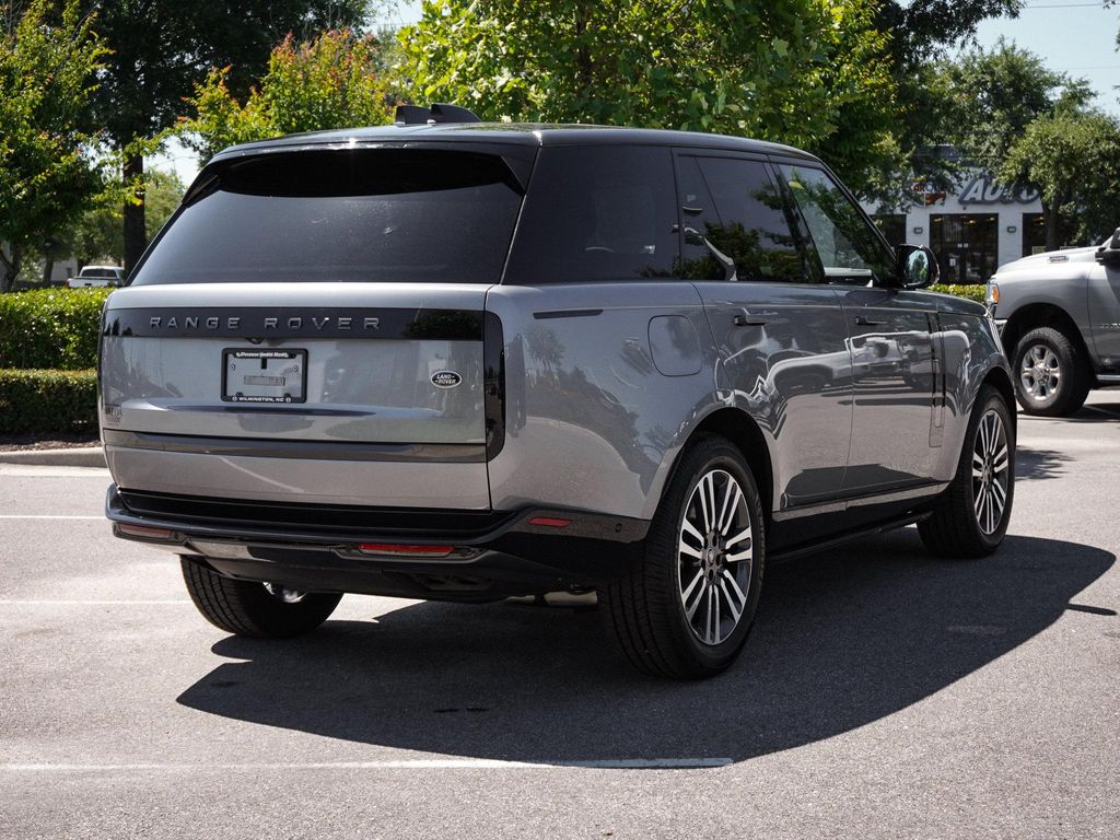 2023 LAND Rover RANGE ROVER SE photo 10