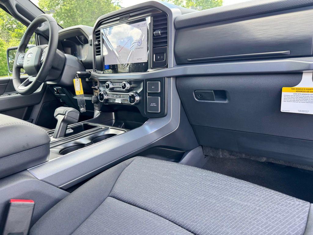 صورة مصغرة 16 لـ 2026 FORD F-150 XLT