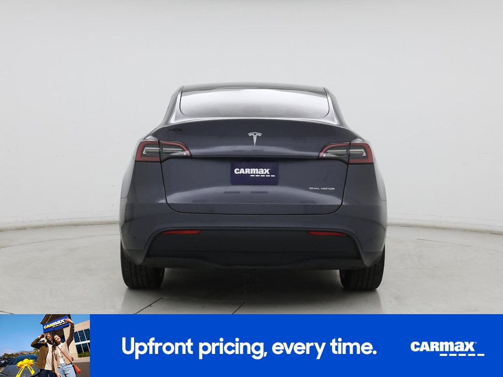 TESLA MODEL Y LONG RANGE - 7