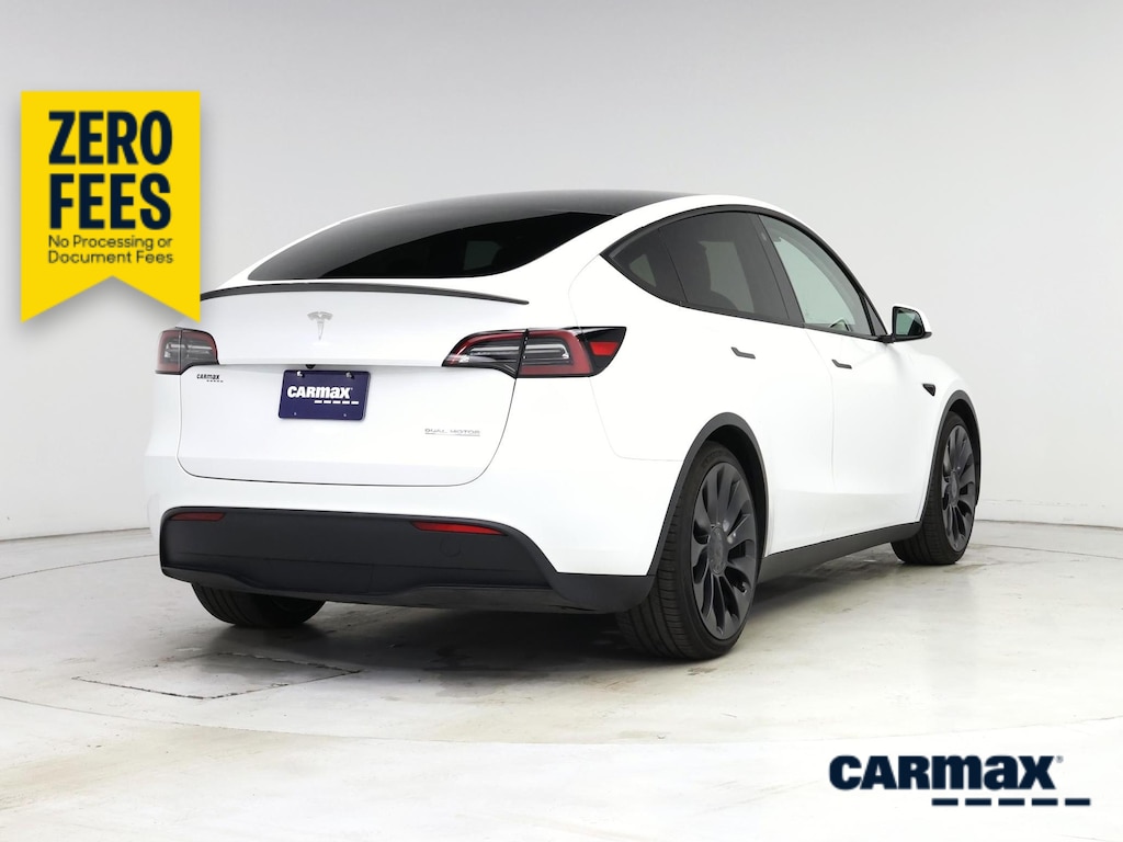 TESLA MODEL Y - 10
