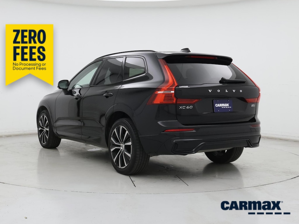 2023 Volvo XC60 B5 PLUS DARK THEME 照片 2