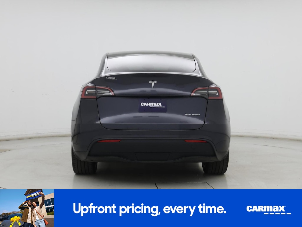 TESLA MODEL Y LONG RANGE - 7