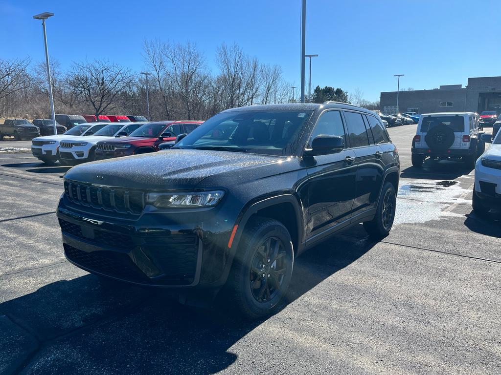 New 2026 Jeep Grand Cherokee Altitude