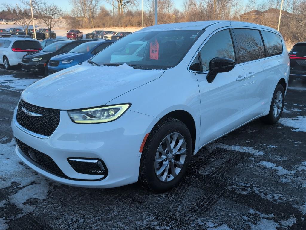 New 2026 Chrysler Pacifica Limited