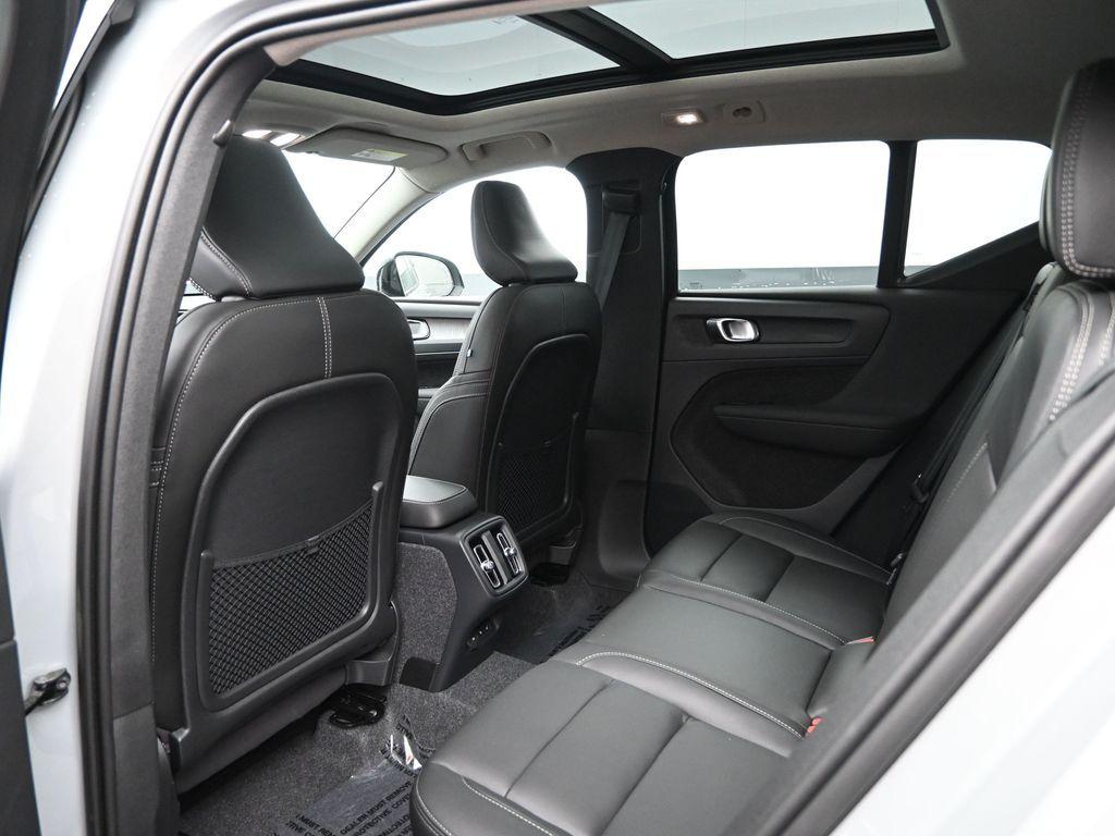 2026 Volvo XC40 B5 PLUS 缩略图 23