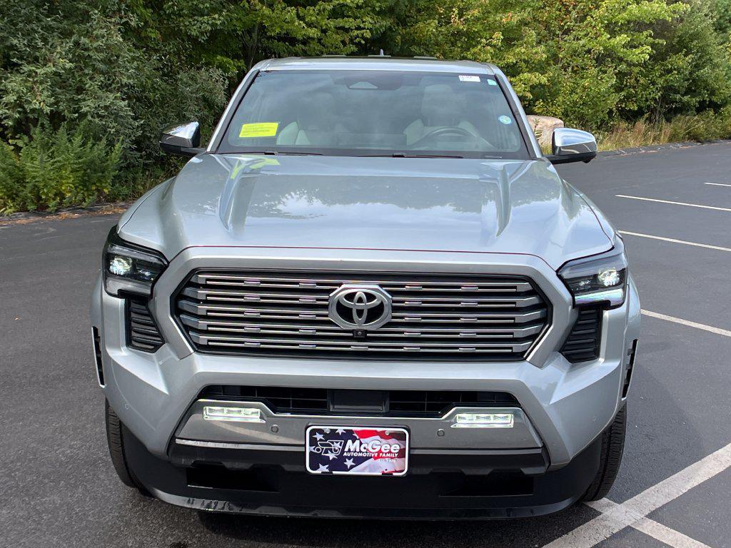 2024 Toyota TACOMA LIMITED 照片 8
