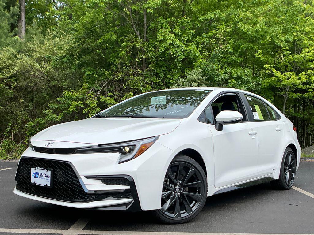 New 2026 Toyota Corolla Hybrid SE
