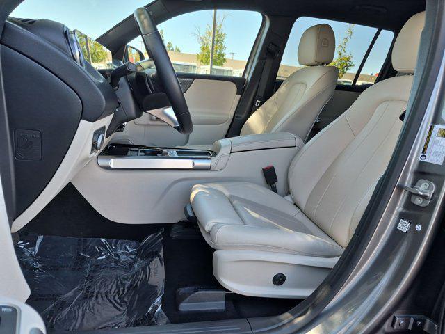 صورة 16 لـ 2024 Mercedes-BENZ EQB
