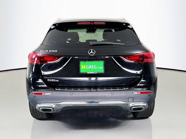 MERCEDES-BENZ GLA - 8